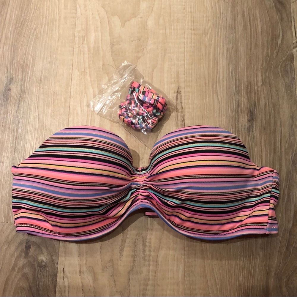 Victoria’s Secrest Flirt Swim Top